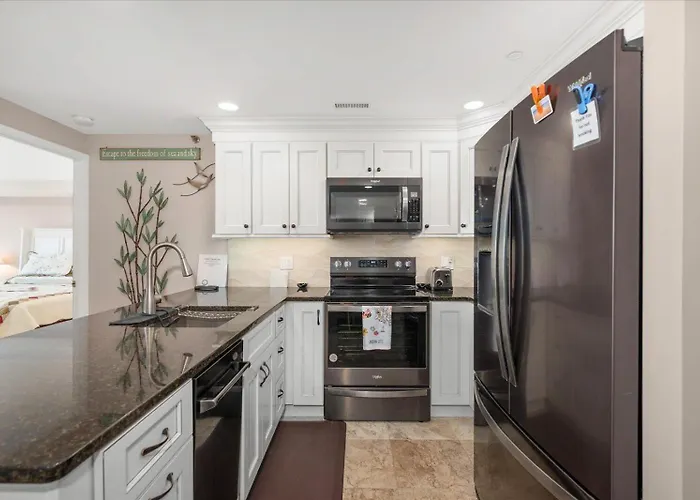 Gorgeous 3 Bedroom Ocean Front In Sandy Square!