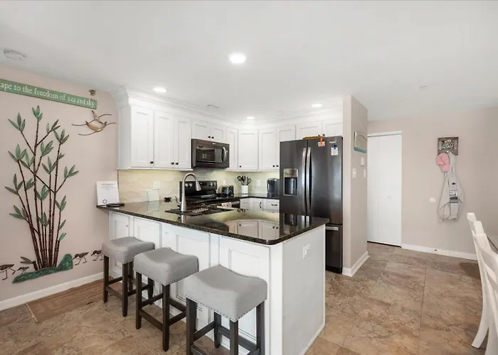 Holiday home Gorgeous 3 Bedroom Ocean Front In Sandy Square! Ocean City