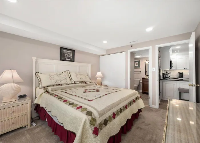 Gorgeous 3 Bedroom Ocean Front In Sandy Square! Ocean City