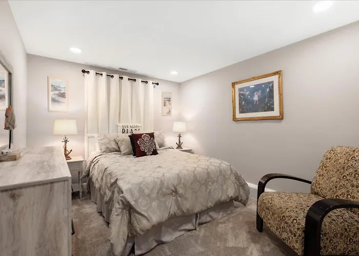 Holiday home Gorgeous 3 Bedroom Ocean Front In Sandy Square!