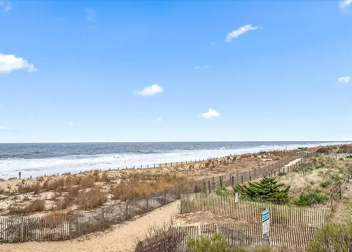 Gorgeous 3 Bedroom Ocean Front In Sandy Square! * Ocean City