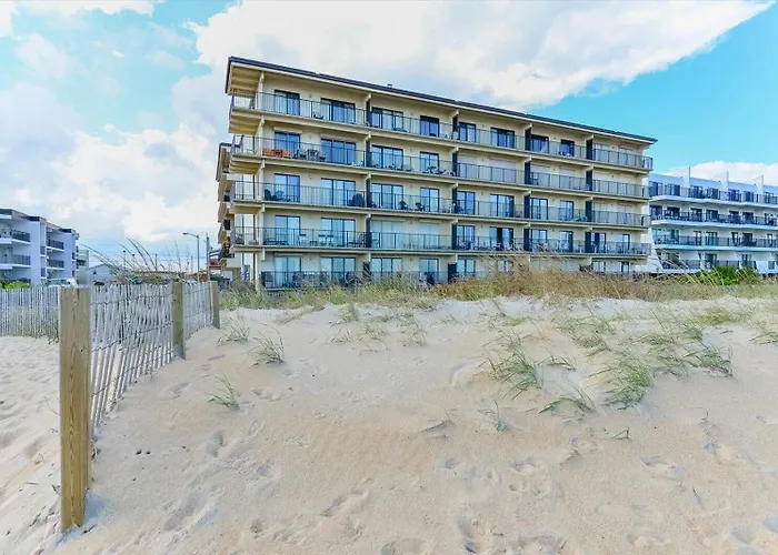Gorgeous 3 Bedroom Ocean Front In Sandy Square! Holiday home Ocean City